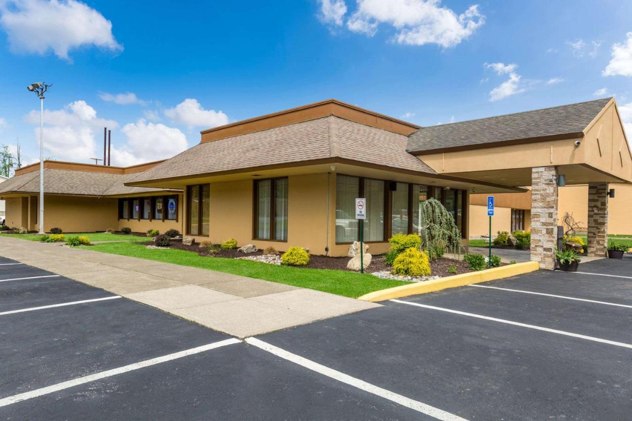 Fairmount Inn & Suites - Stroudsburg, Poconos Delaware Water Gap Exterior photo